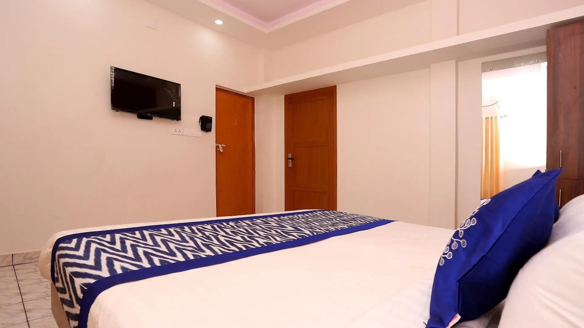 Hotel O Alappuzha Town