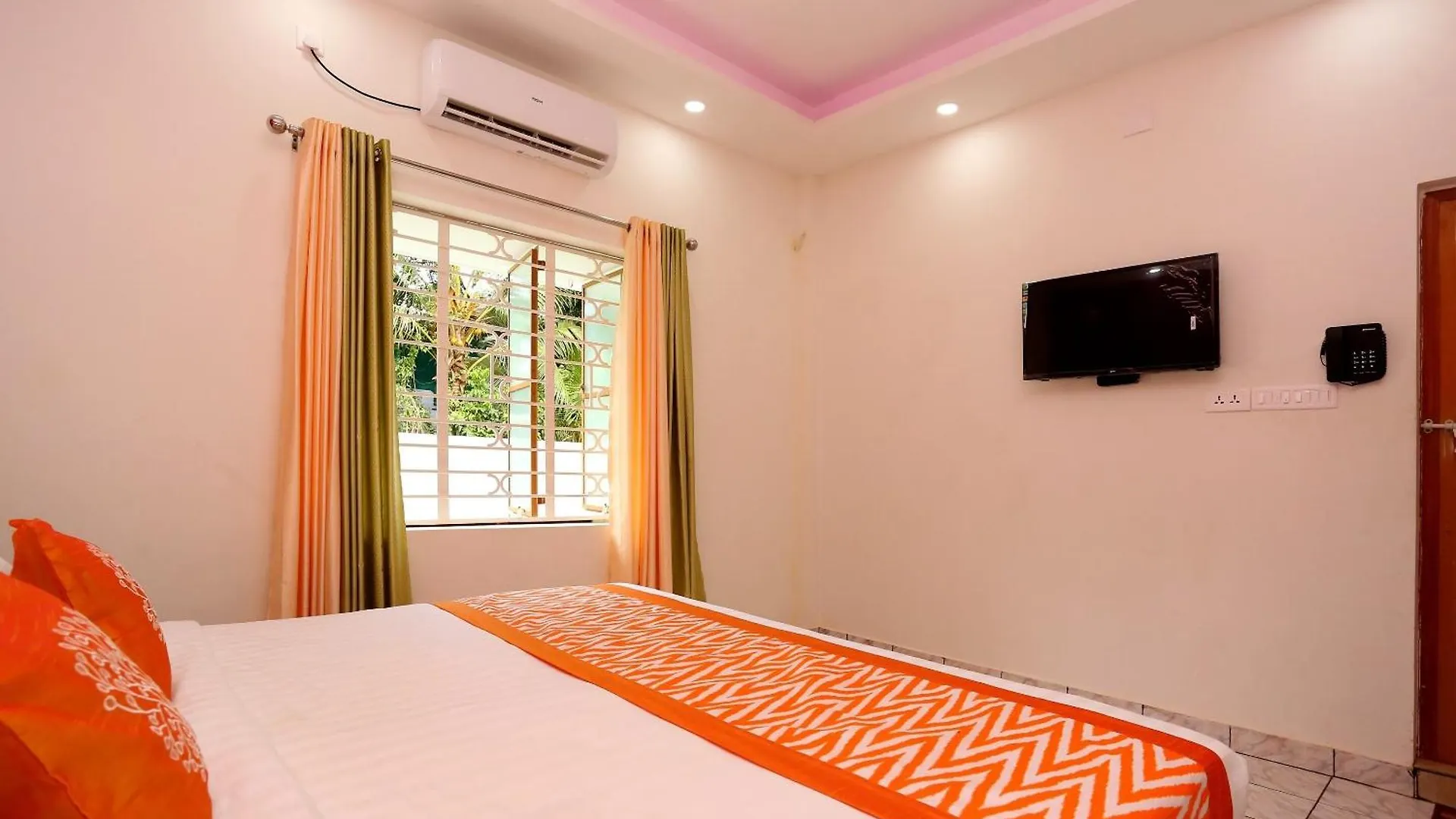 Hotel O Alappuzha Town