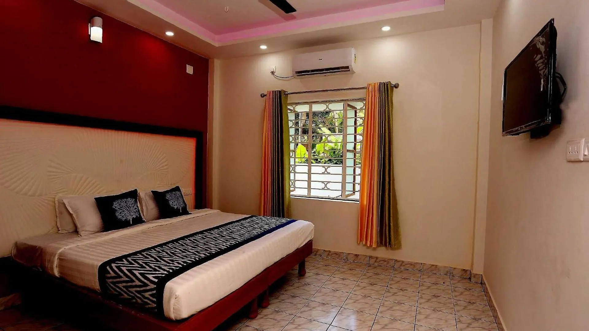 Hotel O Alappuzha Town