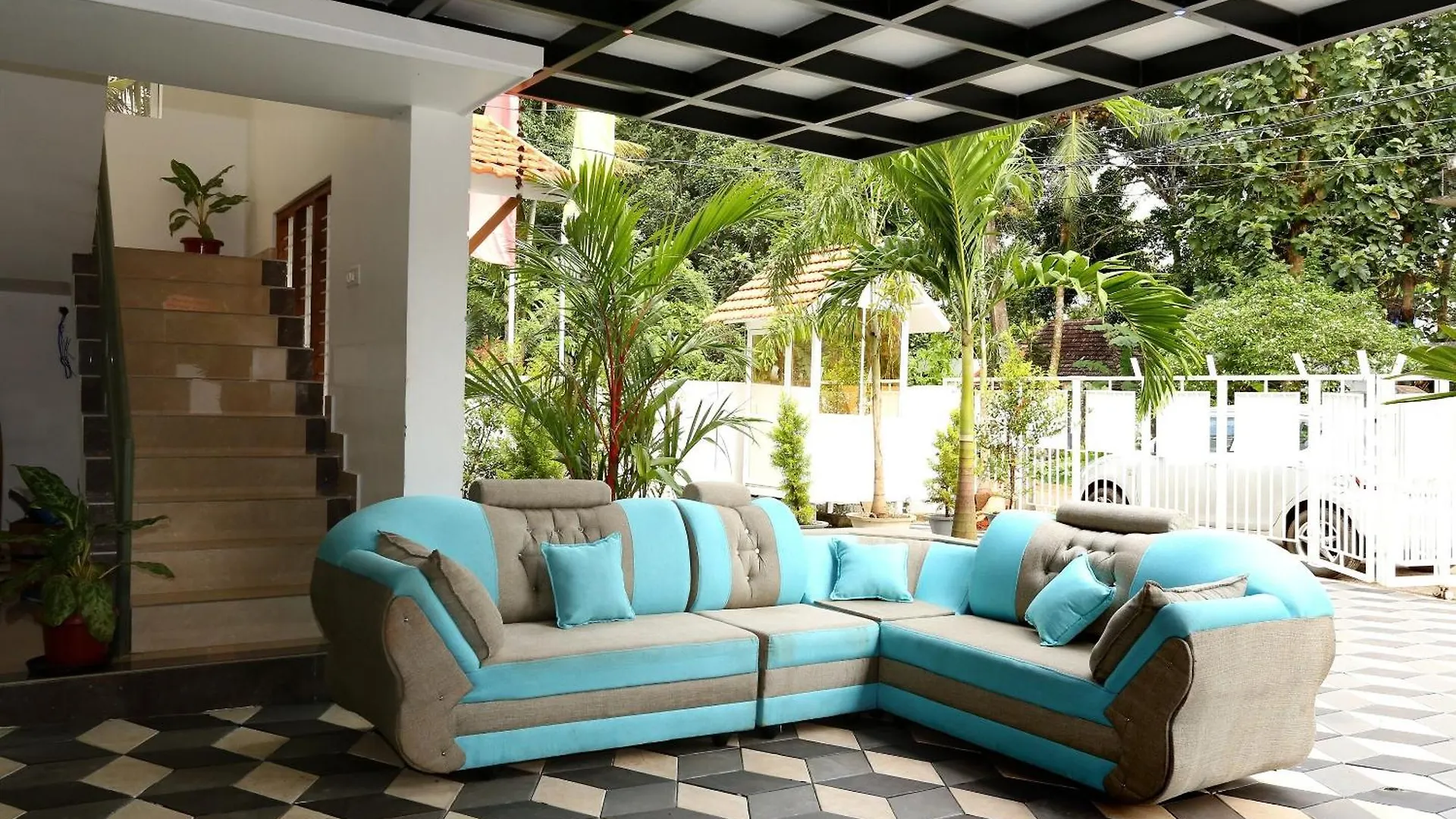 Hotel O Alappuzha Town